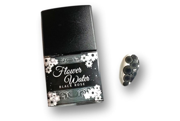 Flower-Water Black Rose